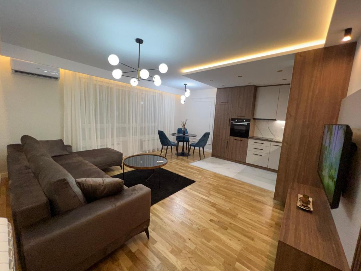 Lilly Lux Bijeljina Exterior foto